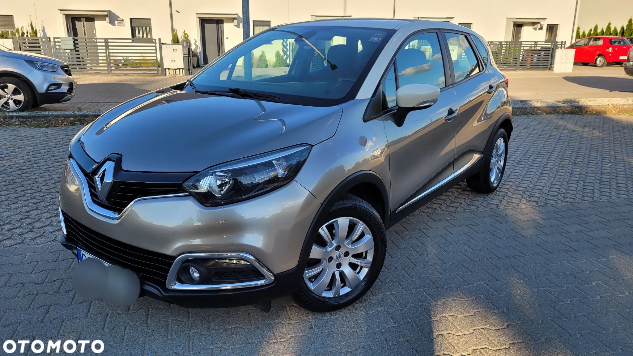Renault Captur - 1