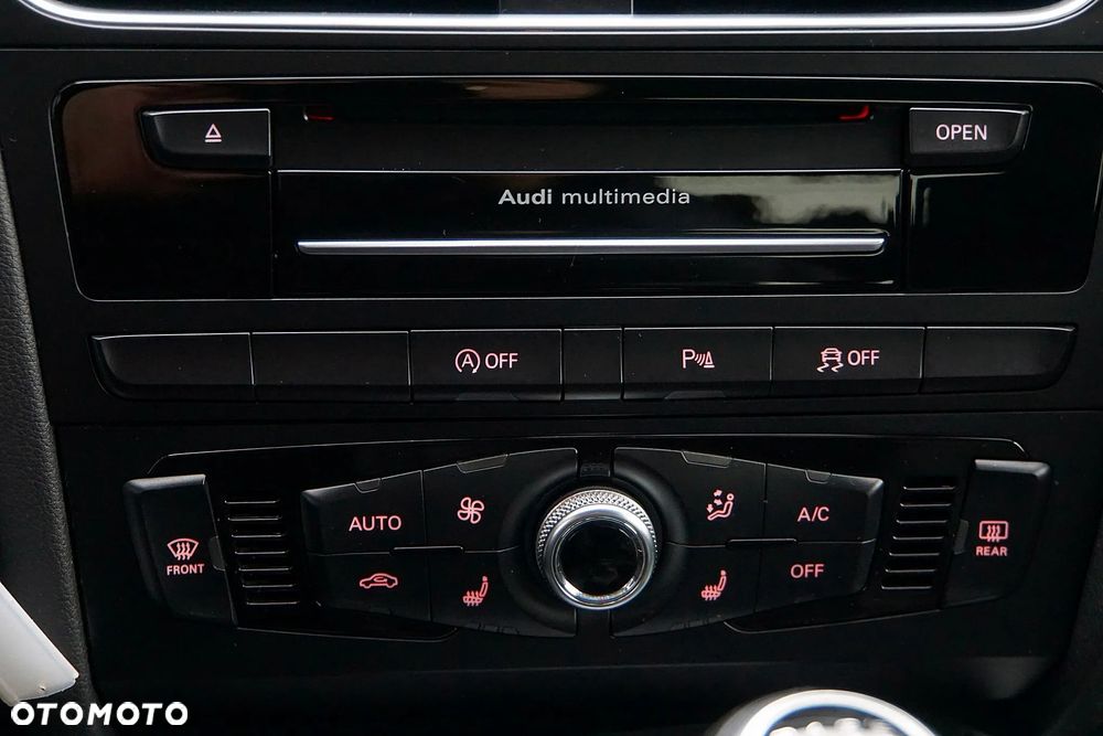 Audi A4 Avant 2.0 TDI DPF clean diesel S line Sportpaket - 33