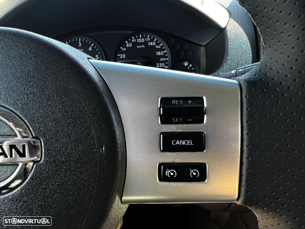 Nissan Navara 2.5 dCi CD LE 4WD - 15