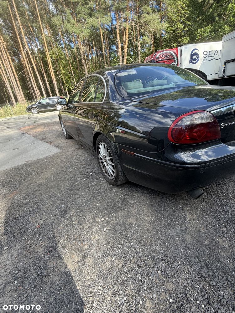 Jaguar S-Type - 6