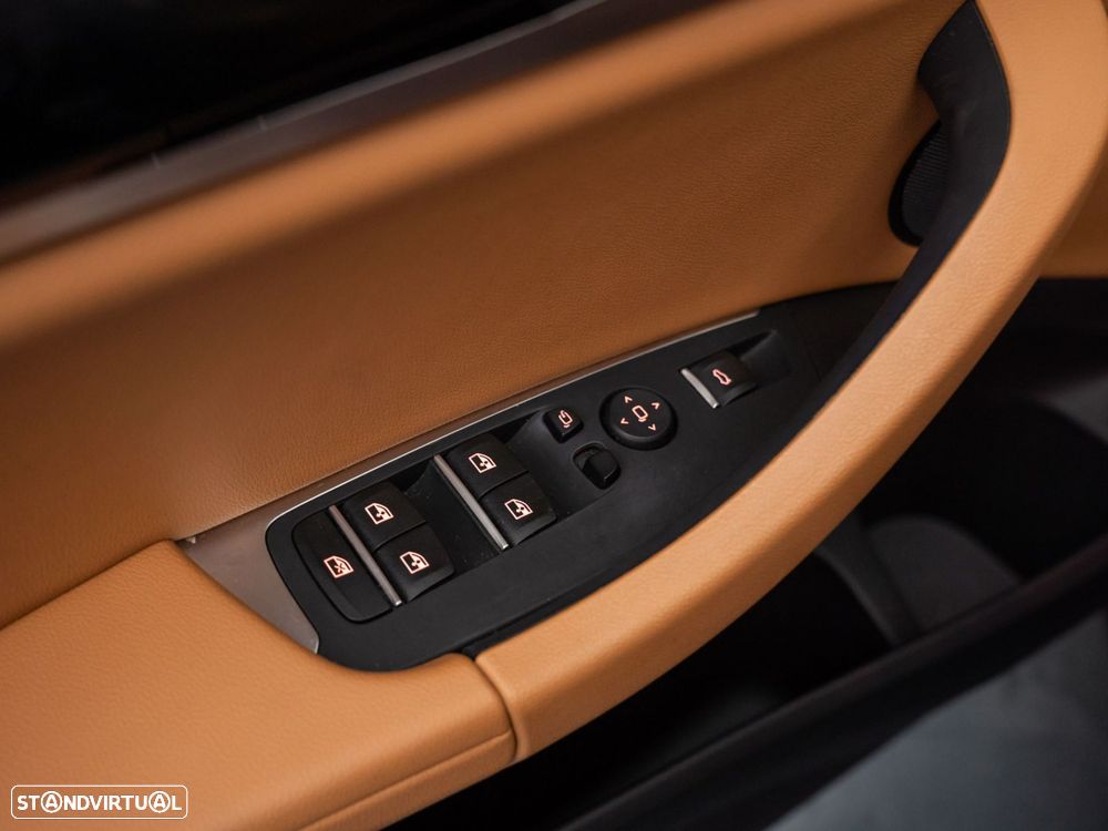 BMW X3 30 e xDrive - 19