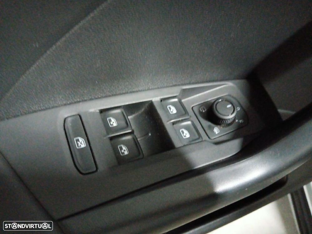 VW T-Cross 1.0 TSI Urban - 13
