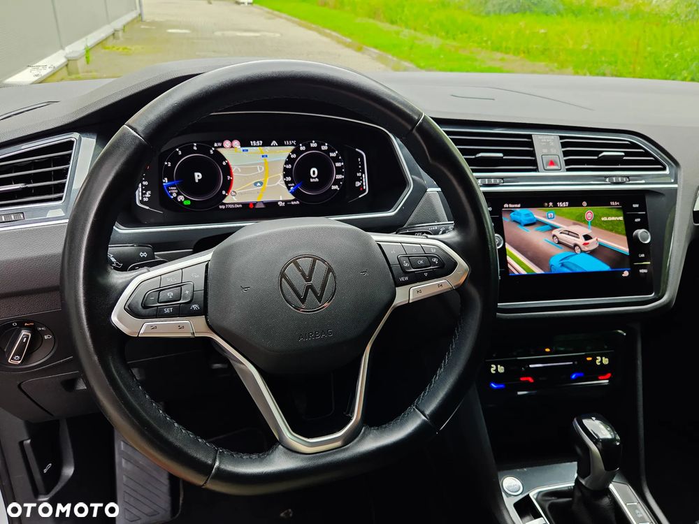 Volkswagen Tiguan 2.0 TSI 4Mot Elegance DSG - 36