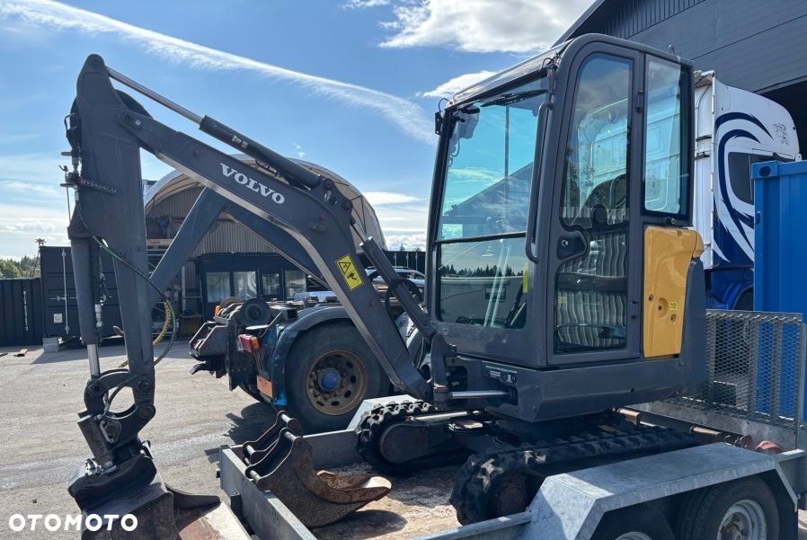 Volvo EC18D Minikoparka , na przyczepie , 2017 - 1