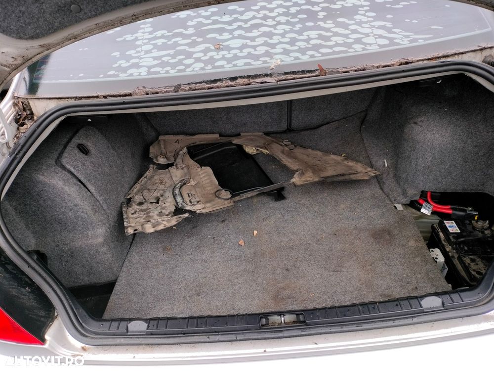 Dezmembrari  BMW 3 (E46)  1998  > 2007 320 Ci Benzina - 7