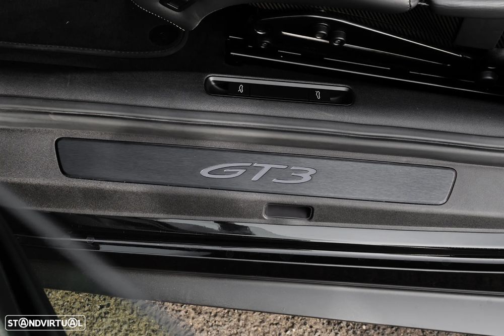 Porsche 911 (992) GT3 - 15