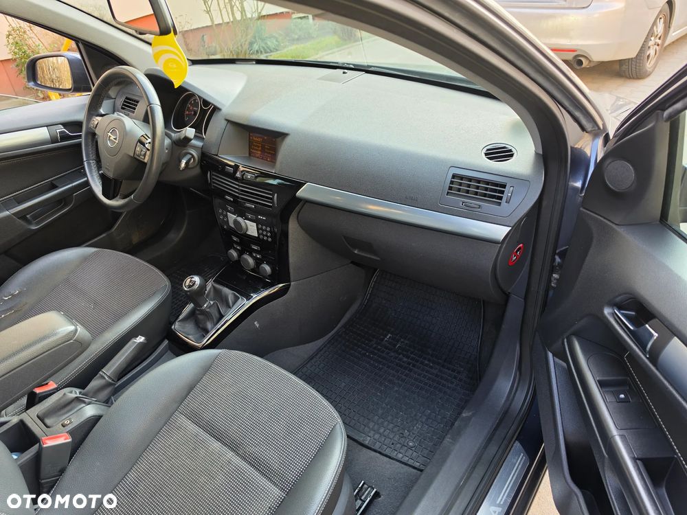 Opel Astra 1.6 Innovation - 8
