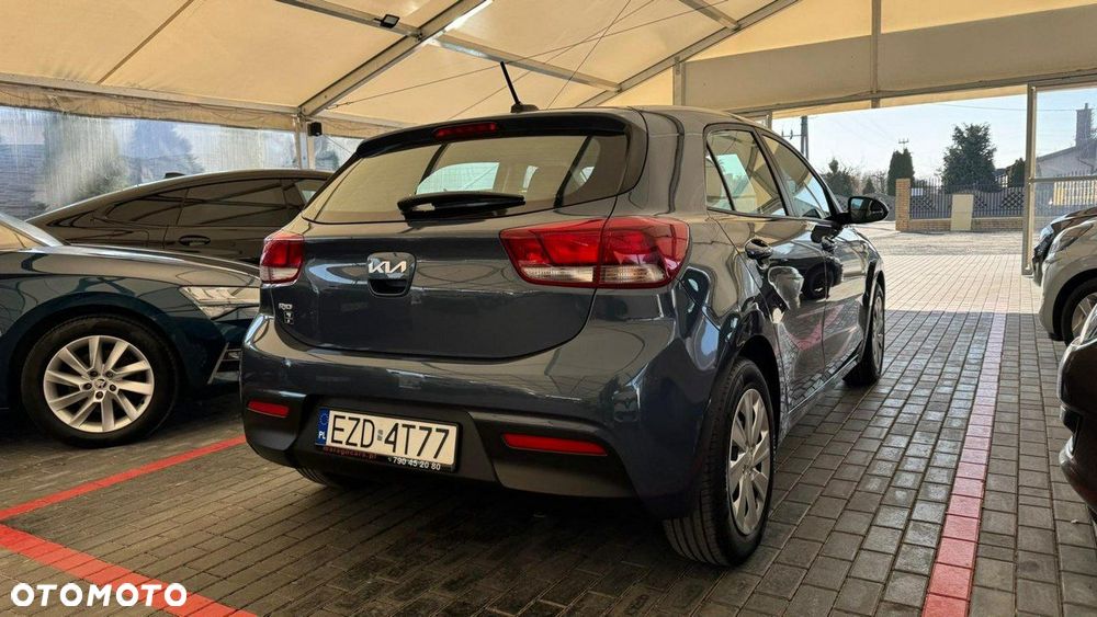 Kia Rio - 9