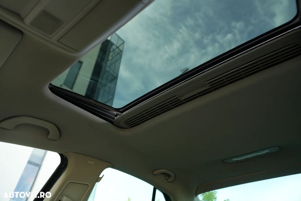 Volkswagen Jetta 2.0 TDI DPF Highline - 9