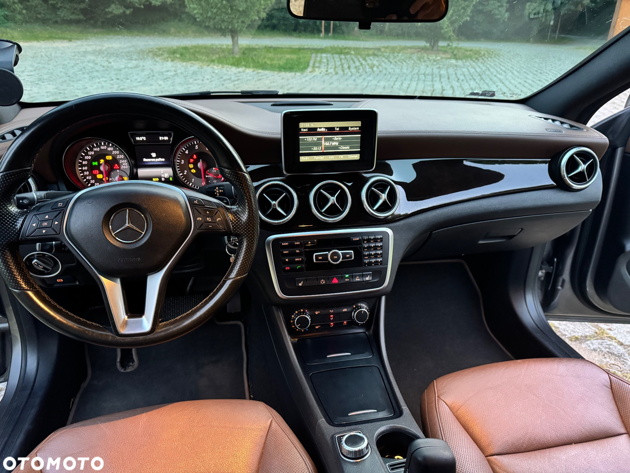Mercedes-Benz CLA - 18