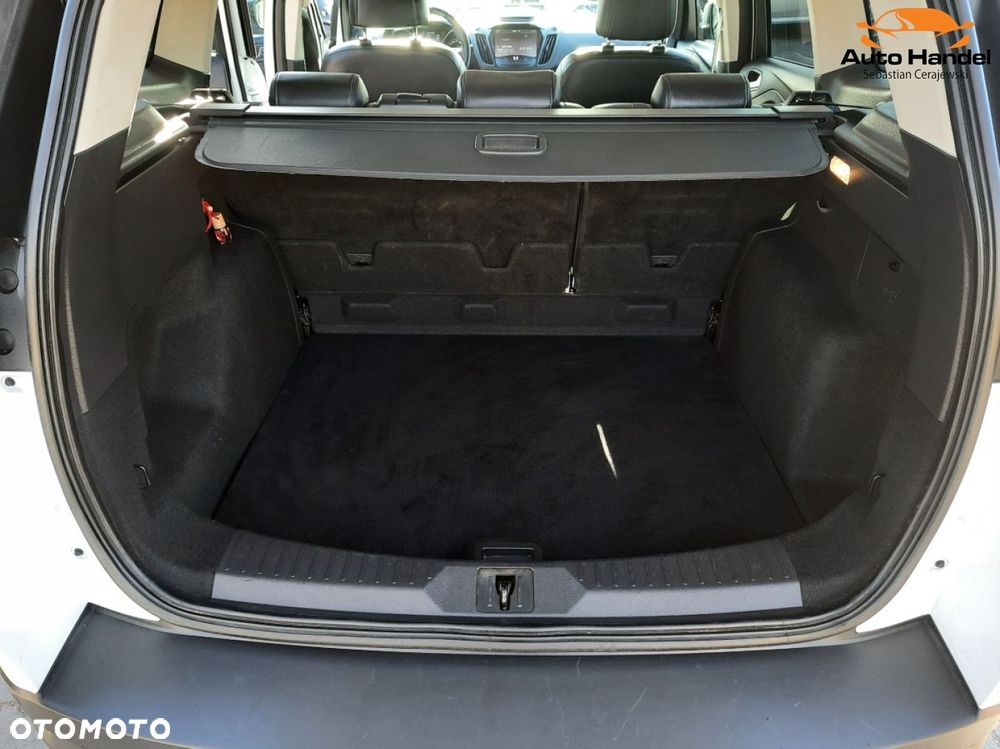 Ford Kuga 1.5 EcoBoost 2x4 Titanium - 15