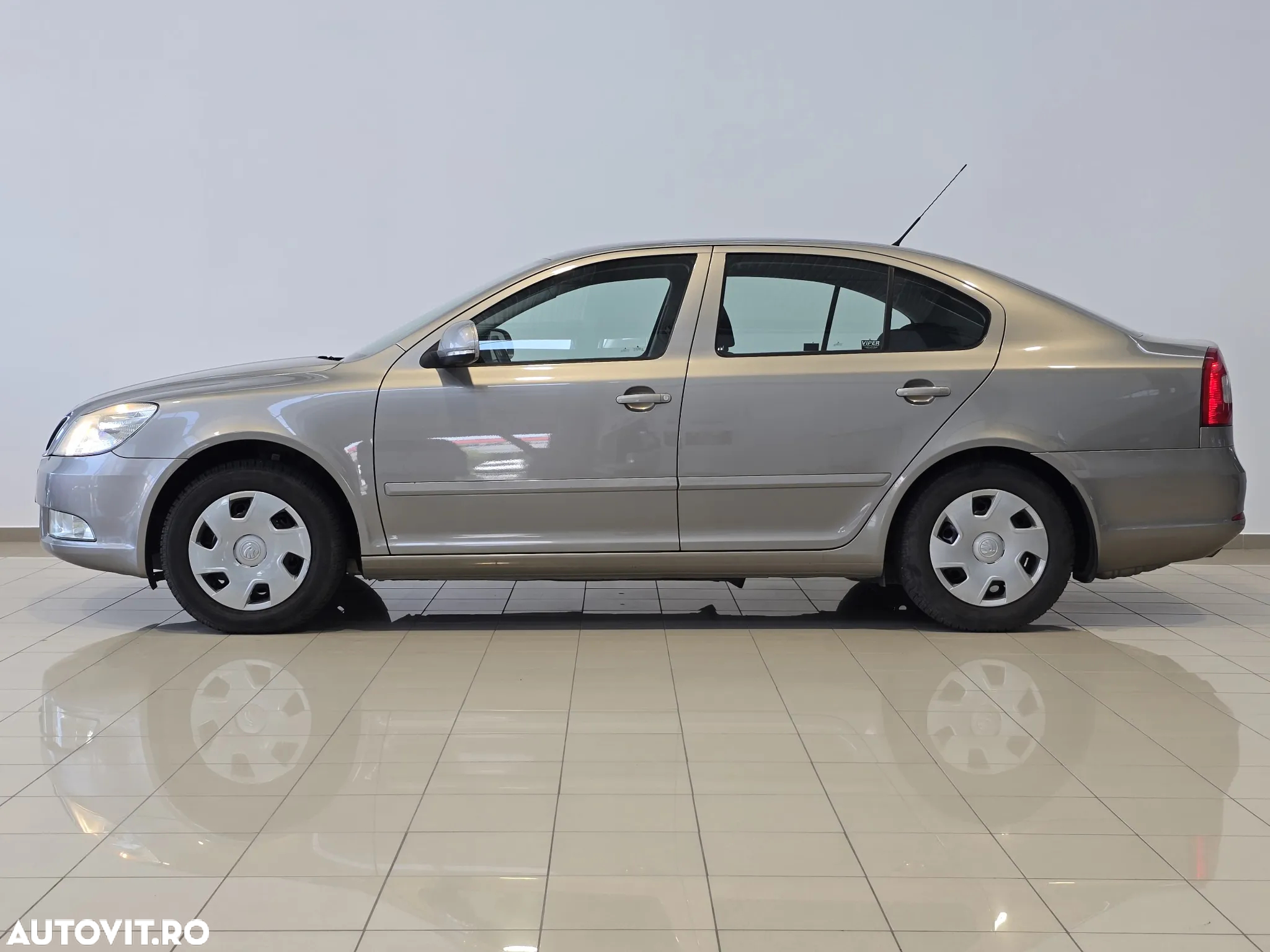 Skoda Octavia 1.4 TSI Bussiness - 19