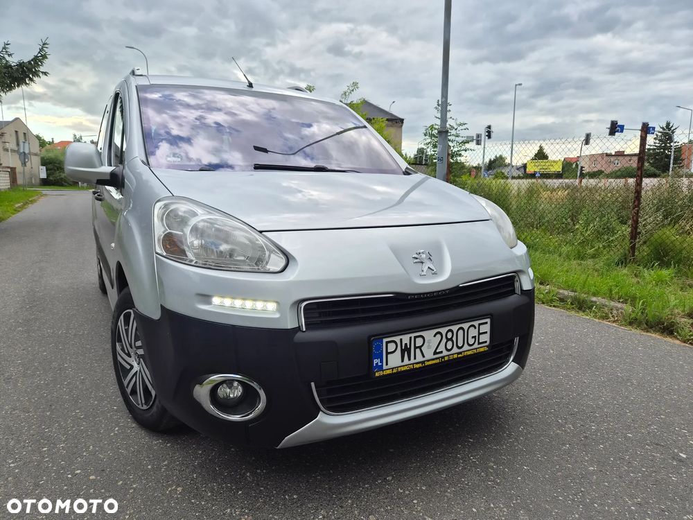 Peugeot Partner HDi FAP 115 Family - 2