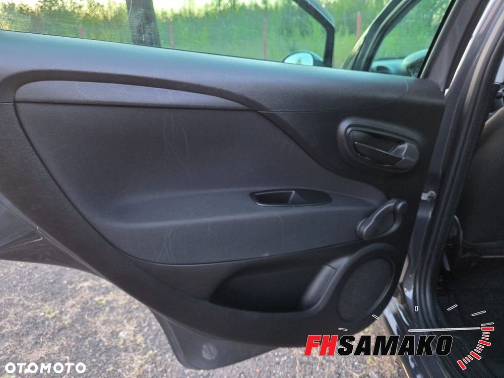 Fiat Punto 1.2 Young - 22