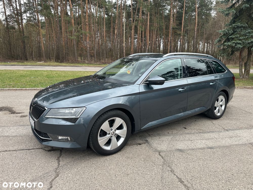 Skoda Superb 2.0 TDI DSG Ambition - 3
