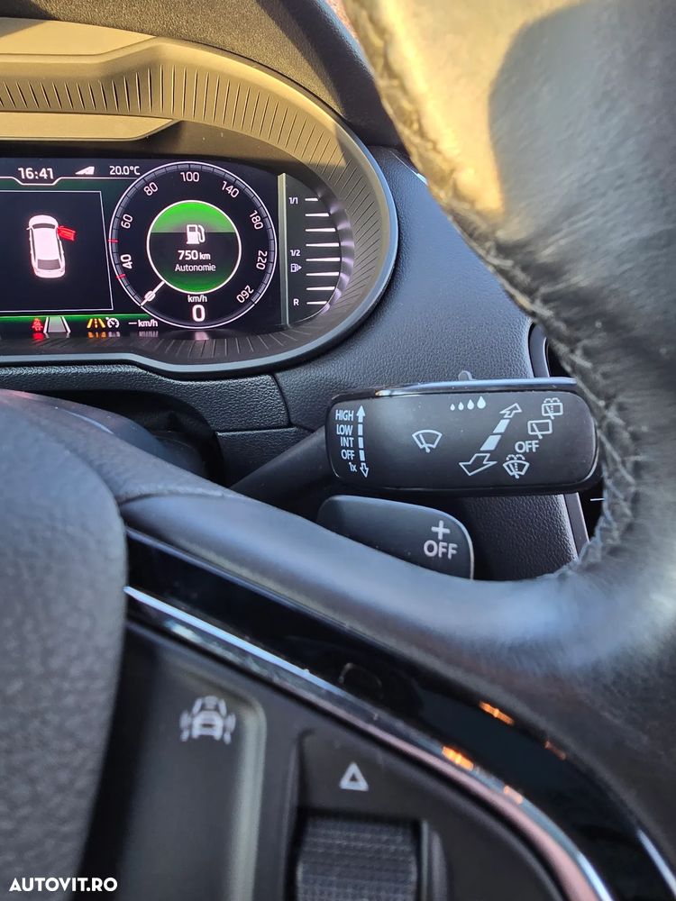 Skoda Octavia 2.0 TDI DSG Laurin&Klement - 22