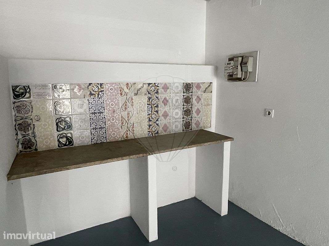 Garagem  para arrendamento - Grande imagem: 4/8
