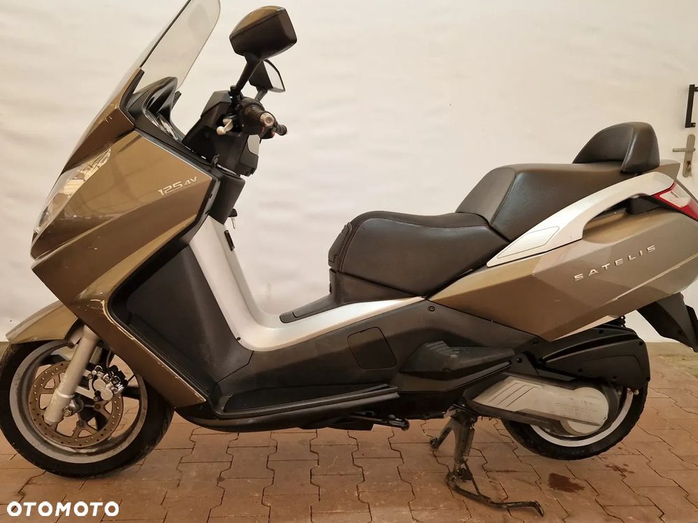 Peugeot Satelis - 3