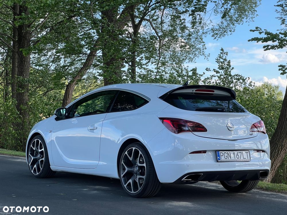 Opel Astra OPC - 9