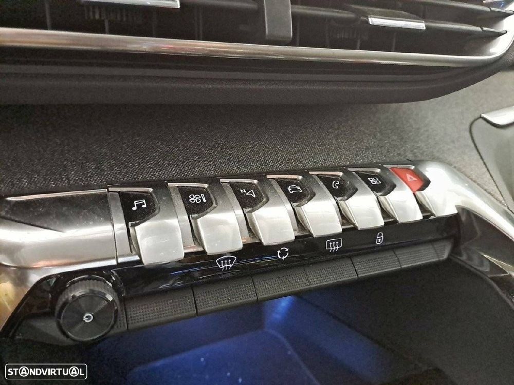 Peugeot 5008 1.5 BlueHDi Allure Pack EAT8 - 24