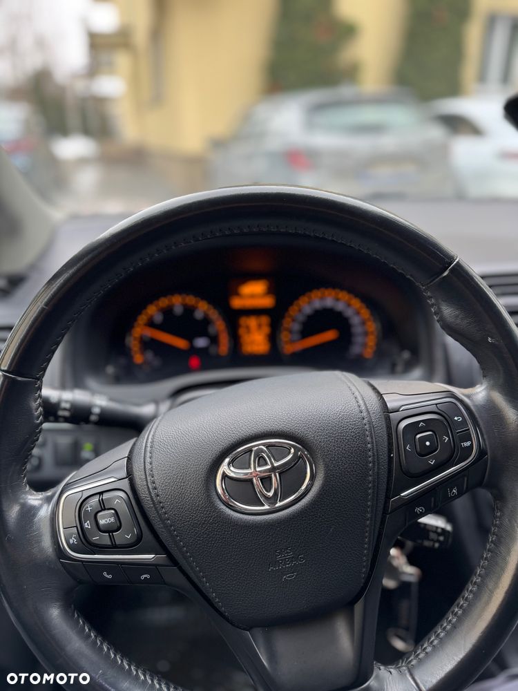 Toyota Avensis 2.0 D-4D Sol plus+NAVI - 8