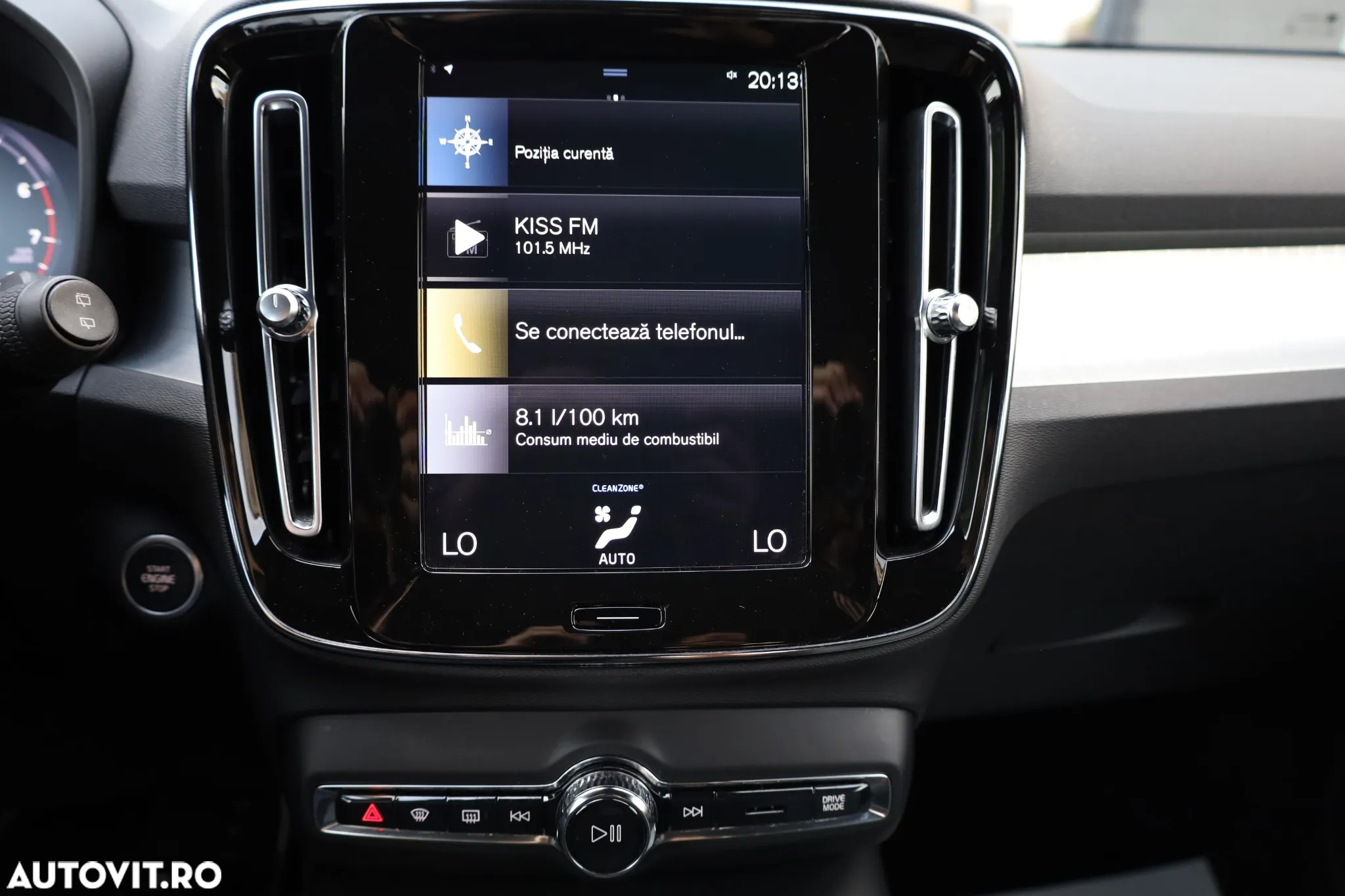 Volvo XC 40 T2 AT8 Momentum - 9