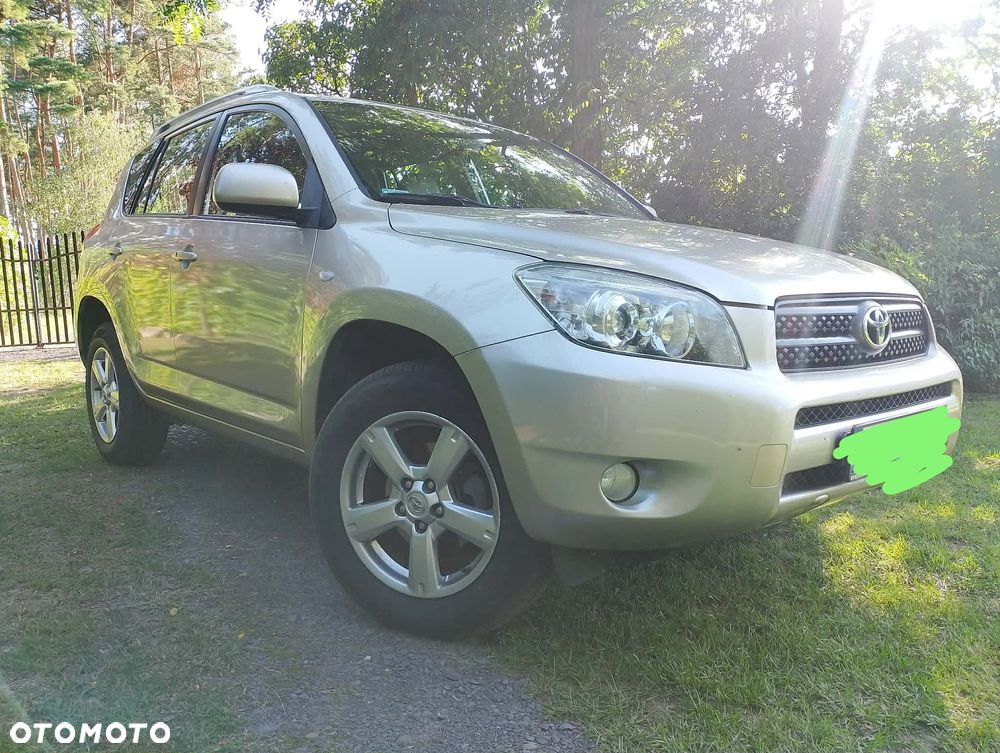 Toyota RAV4 - 2