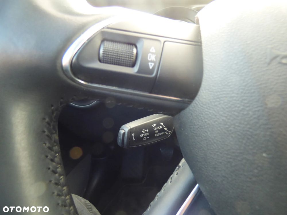 Audi A4 Limousine - 9