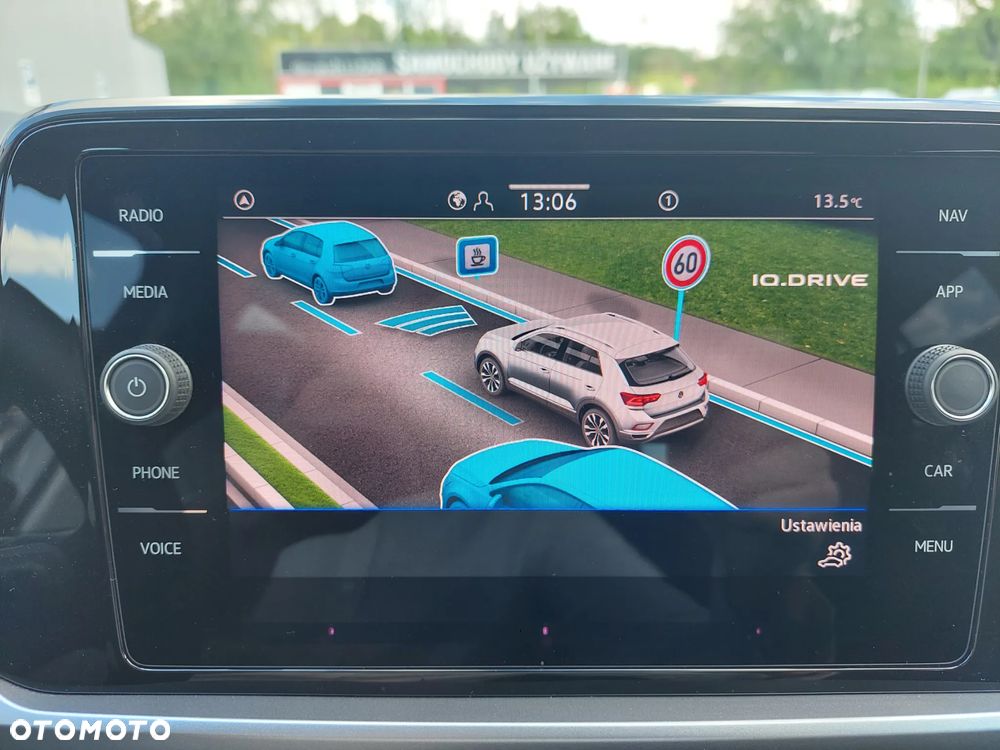 Volkswagen T-Roc 1.5 TSI Life - 17
