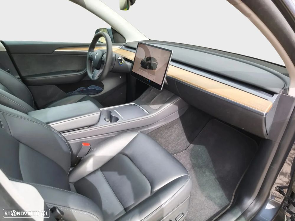 Tesla Model Y Tração Traseira - 7