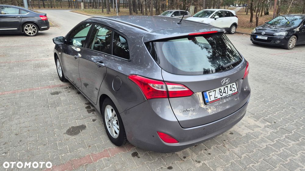 Hyundai i30 1.4 Classic + - 6