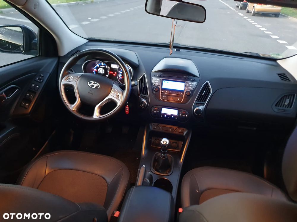 Hyundai ix35 1.7 CRDi 2WD Fifa World Cup Edition - 5