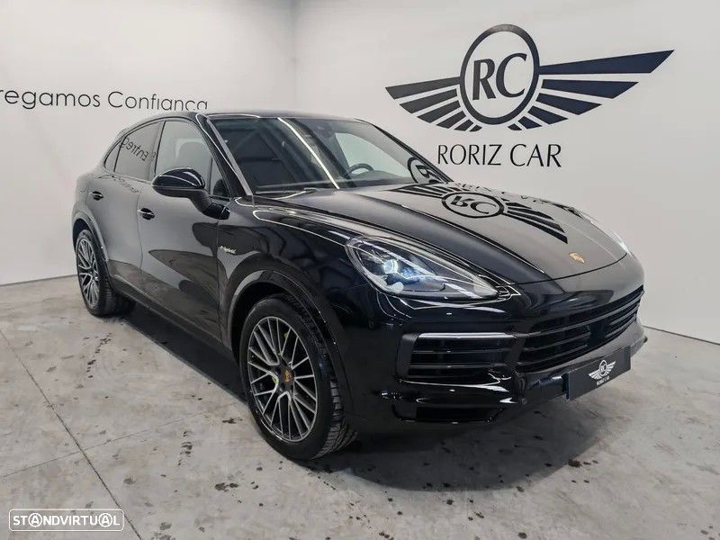 Porsche Cayenne Coupé E-Hybrid - 3