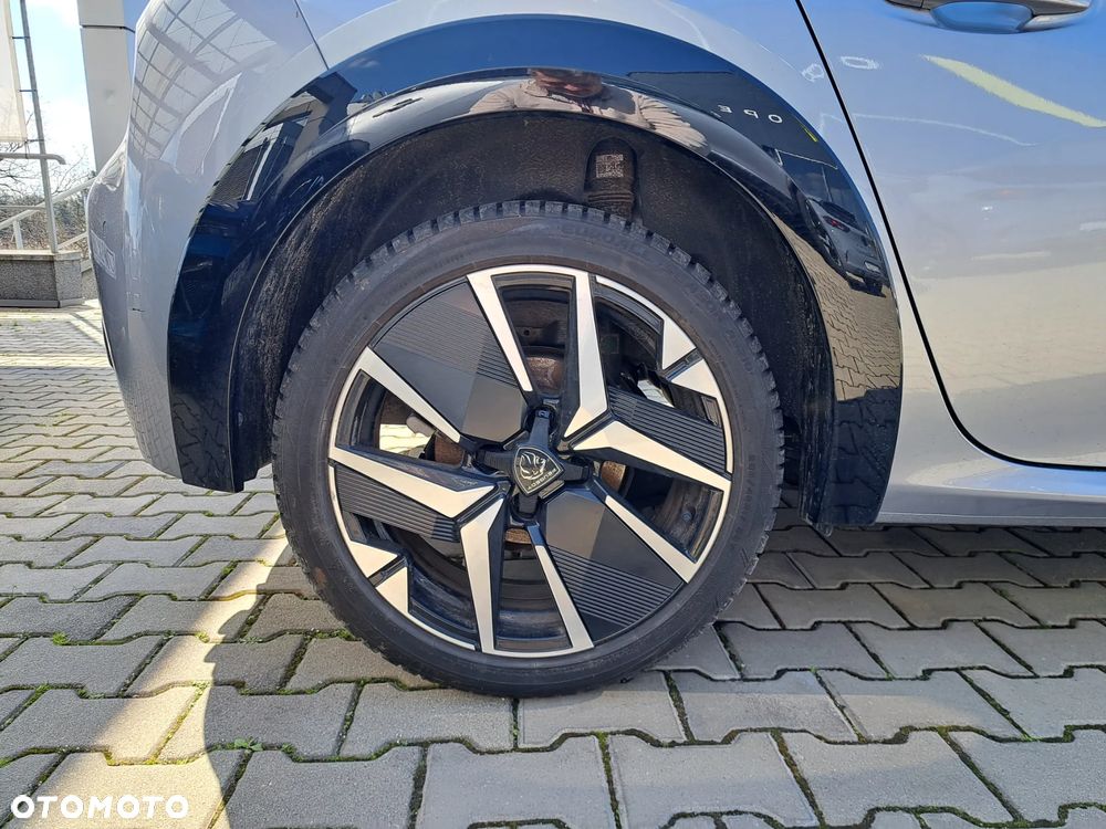 Peugeot 208 1.2 mHEV GT - 14