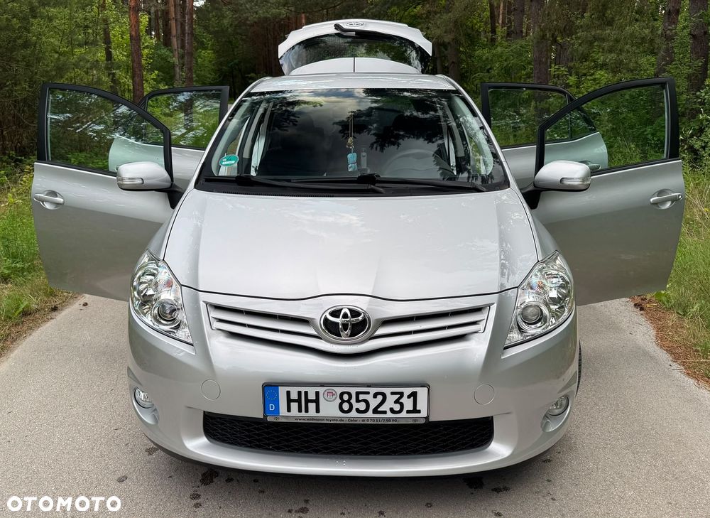 Toyota Auris - 17