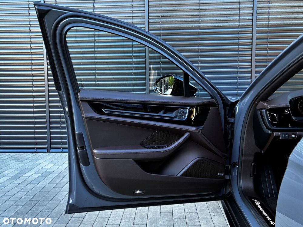Porsche Panamera - 20
