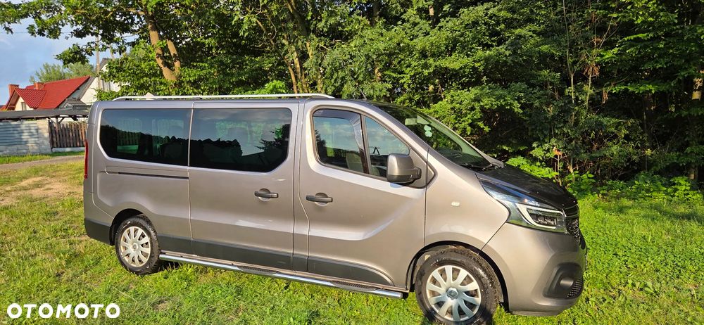 Renault Trafic Grand 2.0 dCi - 29