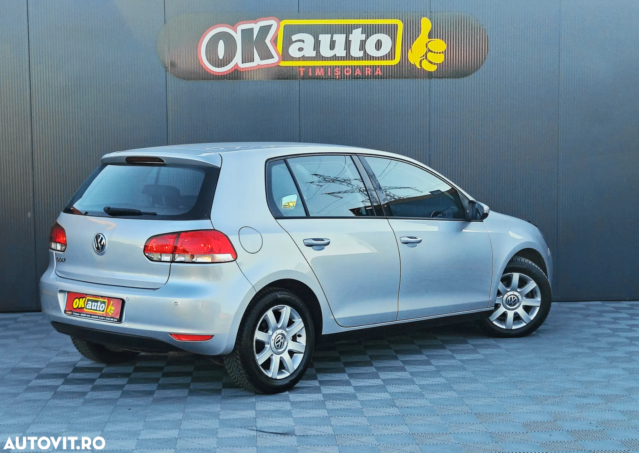 Volkswagen Golf - 4