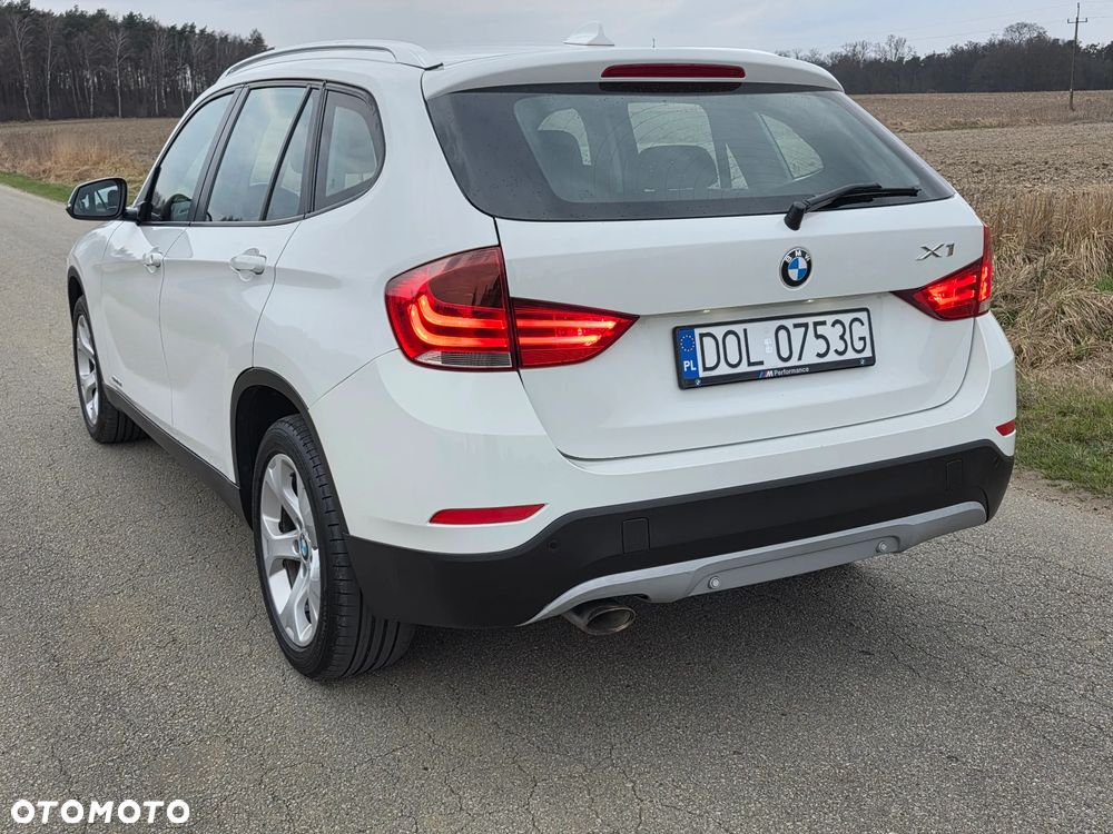 BMW X1 sDrive18d xLine - 8