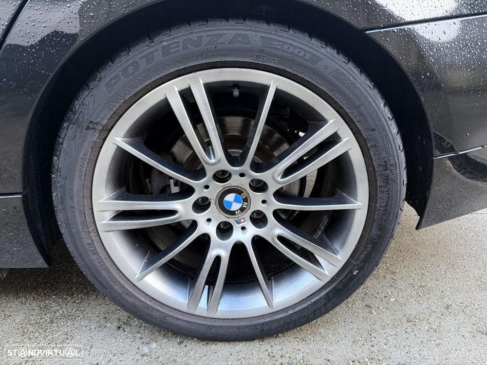 BMW 318 d Line Sport - 12