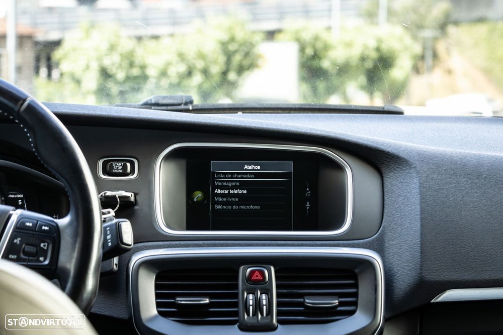 Volvo V40 1.6 D2 Momentum - 36