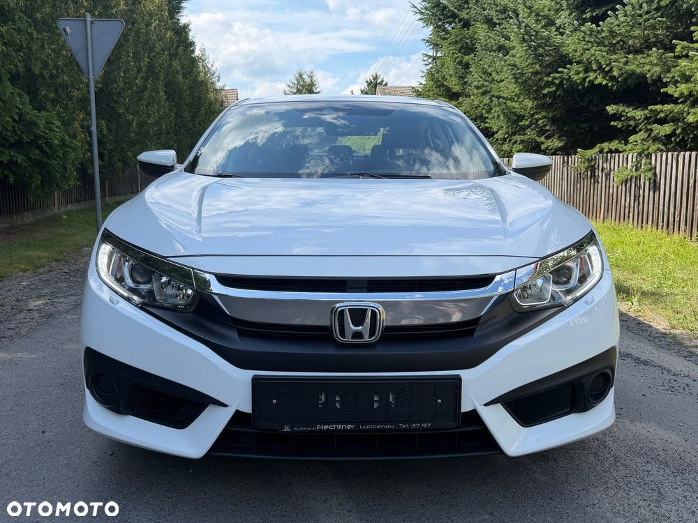 Honda Civic 1.5 i-VTEC Turbo CVT Elegance - 28