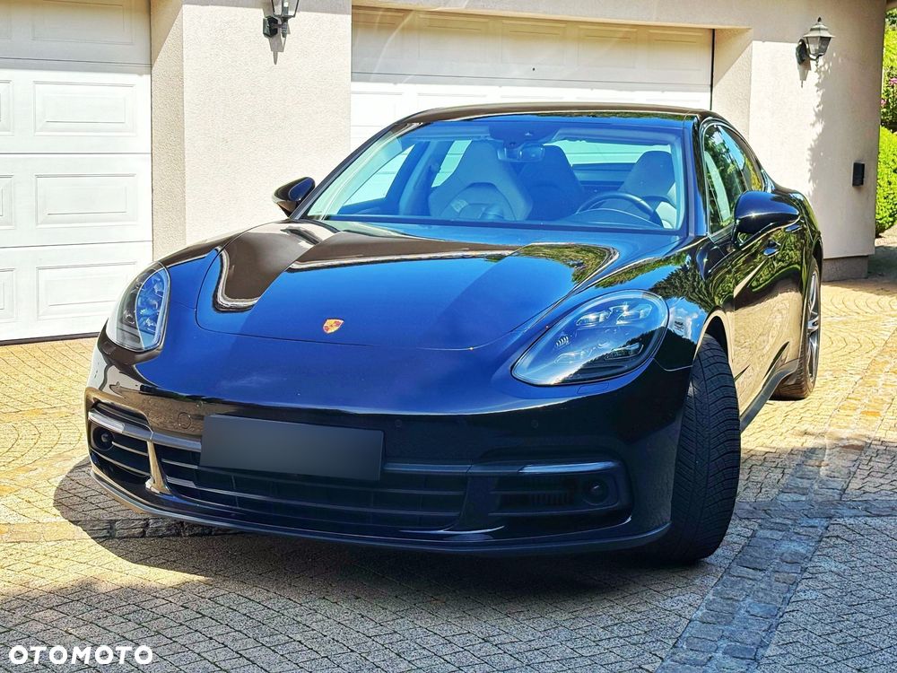 Porsche Panamera 4S - 6