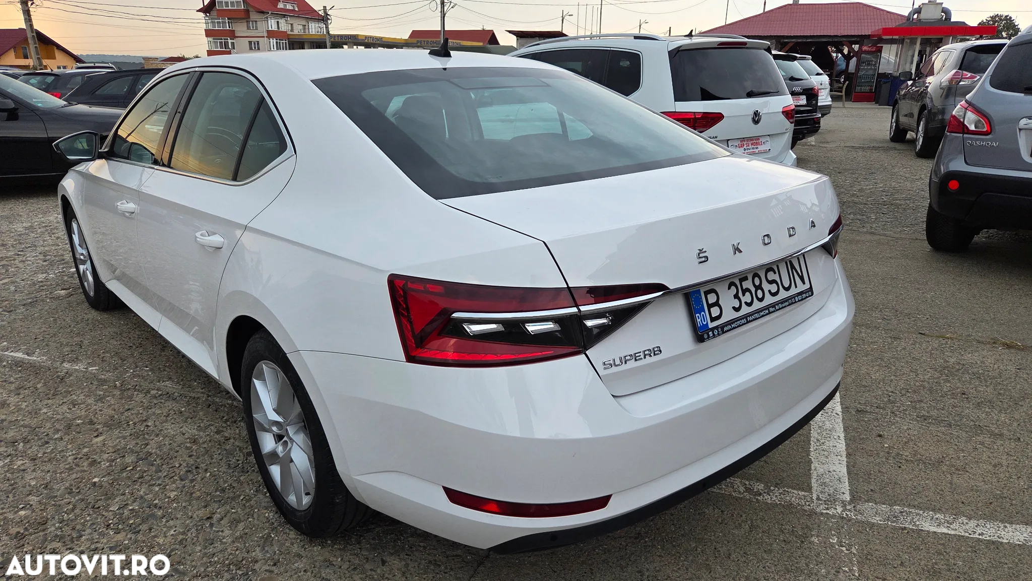Skoda Superb 2.0 TDI Style - 26