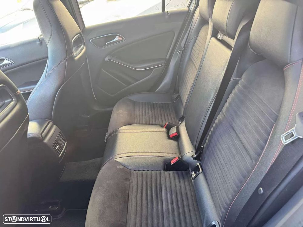 Mercedes-Benz A 200 CDI AMG Line - 14