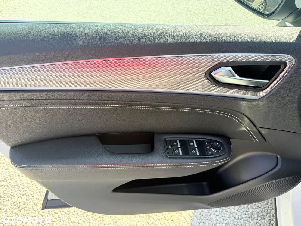 Renault Arkana 1.6 E-TECH E-Tech Engineered MMT - 19