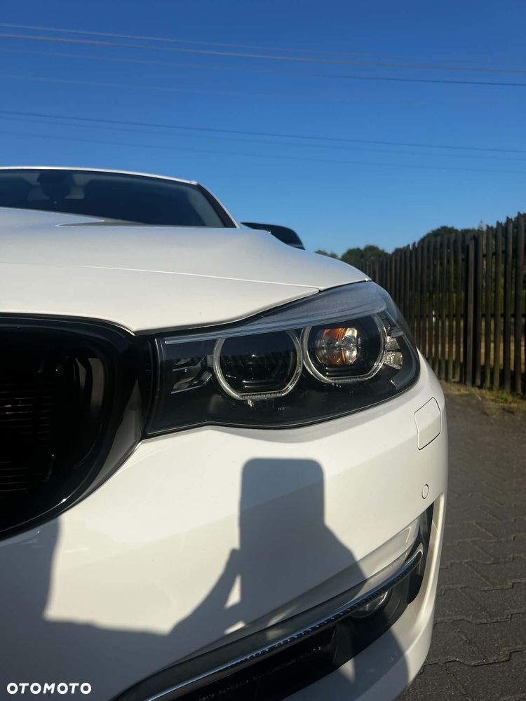 BMW Seria 3 318d Luxury Line - 18