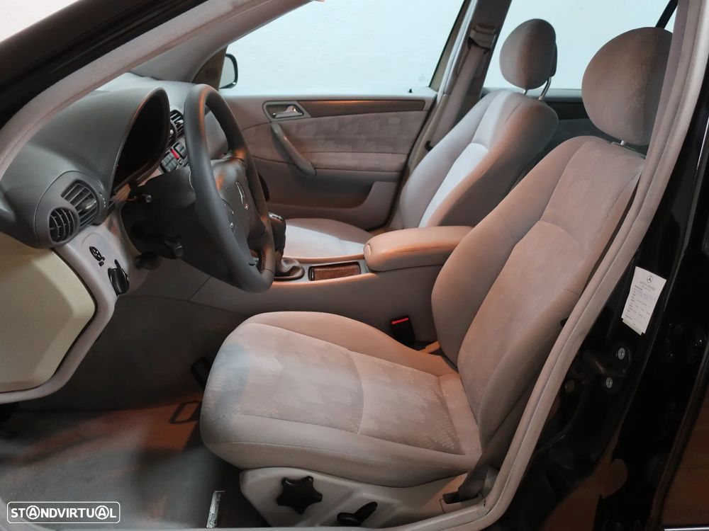 Mercedes-Benz C 220 CDi Avantgarde - 15