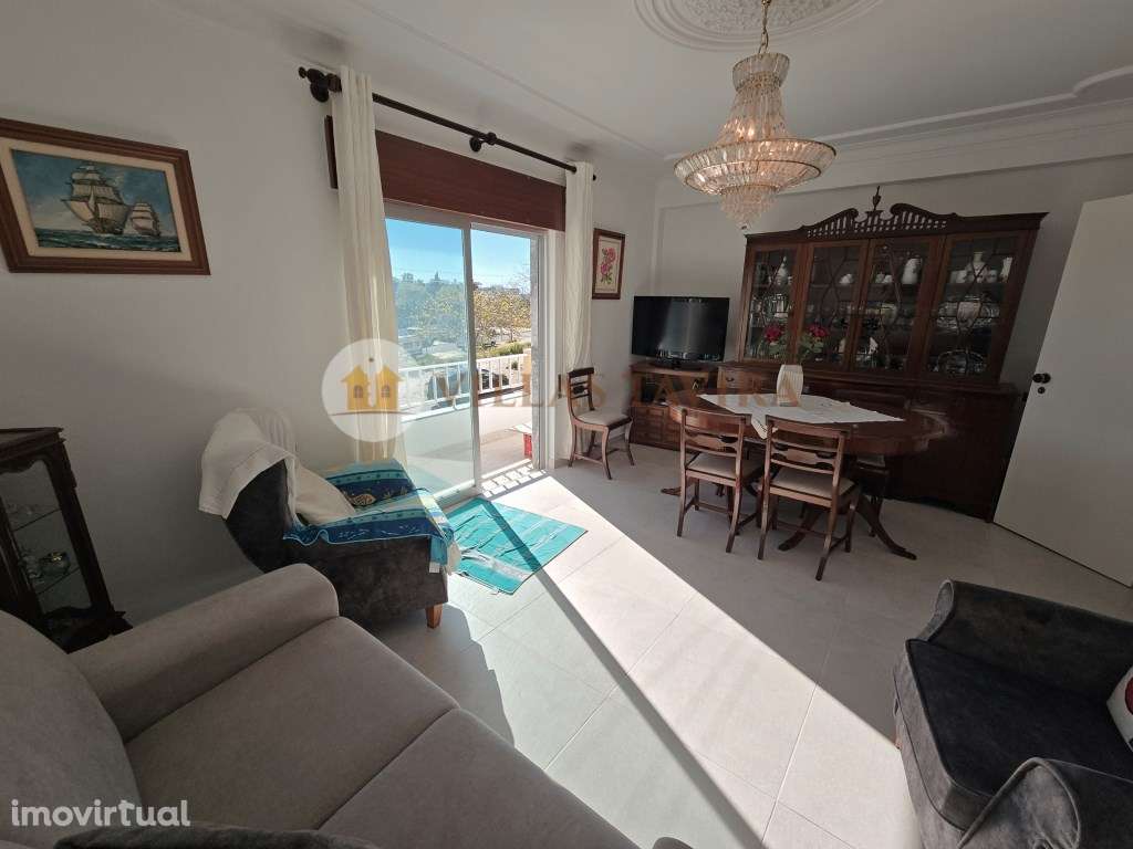 Apartamento T3 no centro de Portimão com vista Rio Arade e cave com... - Grande imagem: 3/59