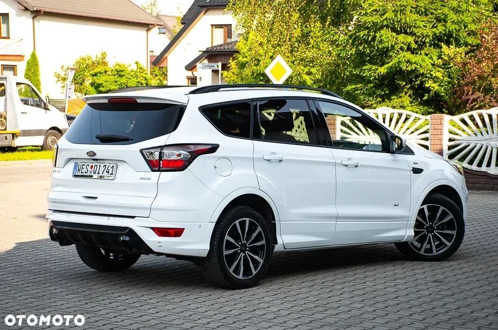 Ford Kuga - 4